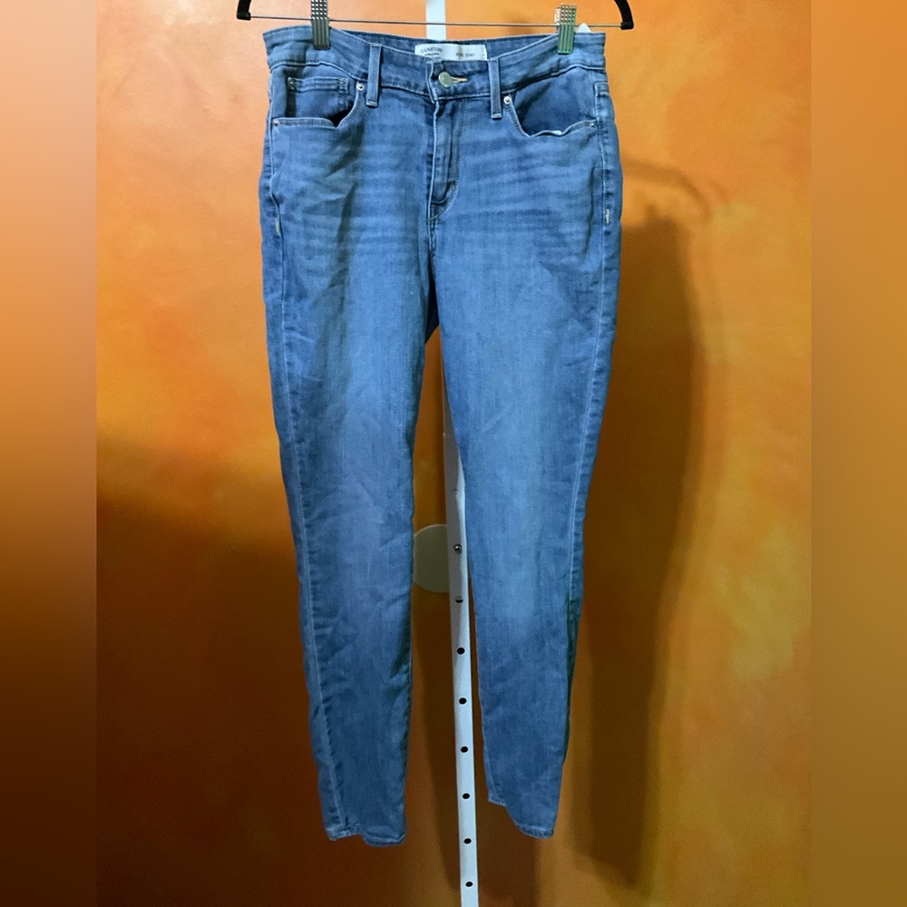 Levi Signature 8 Mid Rise Skinny